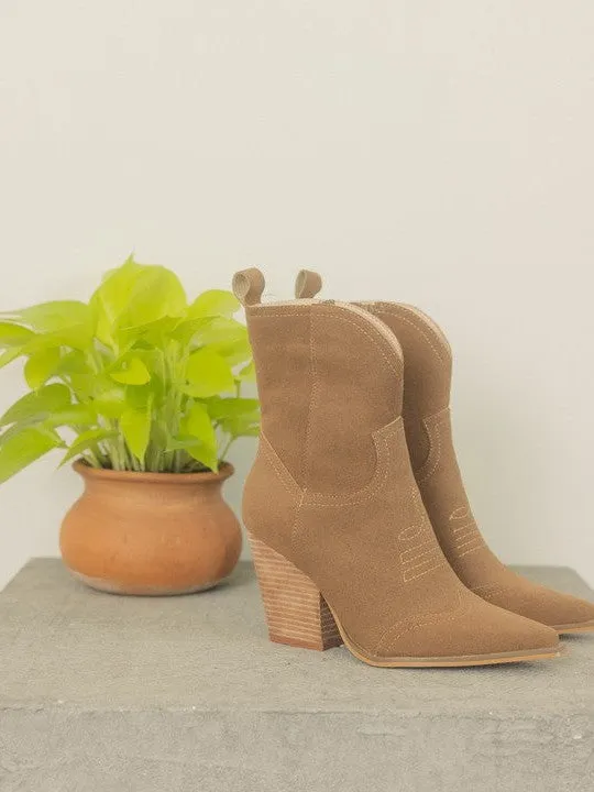 OASIS SOCIETY Ariella  | Country Charm Western Short Booties