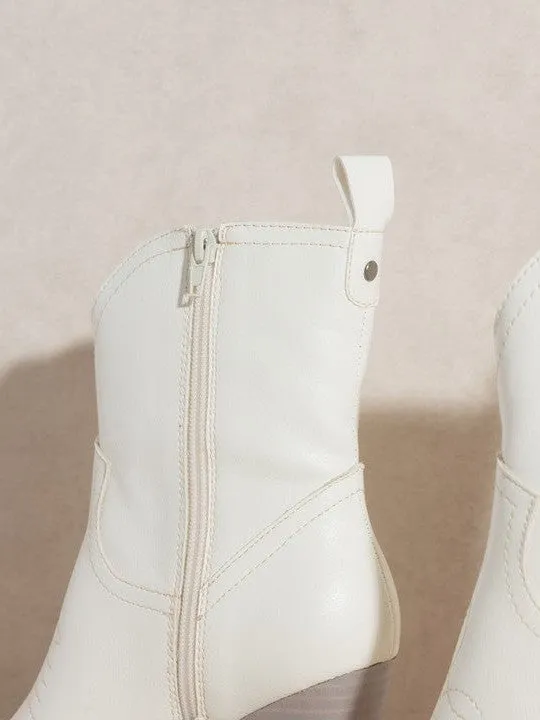 OASIS SOCIETY Ariella  | Country Charm Western Short Booties