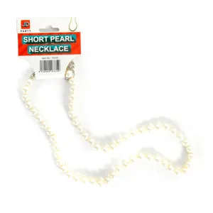 Short Pearl Necklace